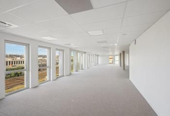 Location bureaux Lyon 7 - Proche Tramway, Métro et Gare Jean Macé