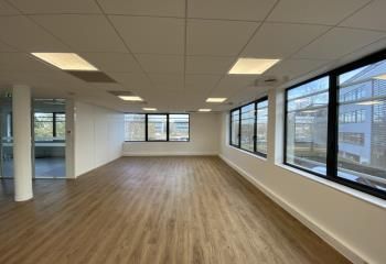 Location bureaux Bron - Proche tramway T2 et T5