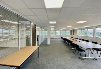 Location bureaux Bron - Proximité A43 et transports en commun