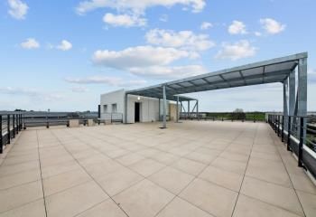 Bureaux à vendre Bron, proche tram et A43, dans immeuble neuf Le Breguet