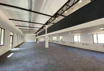 Location bureaux Vénissieux - Proche Lyon, tramway et métro