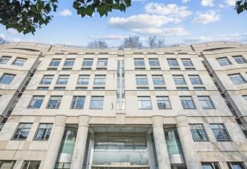 Location bureaux Paris 8 - Proche Étoile, bus, métro et RER