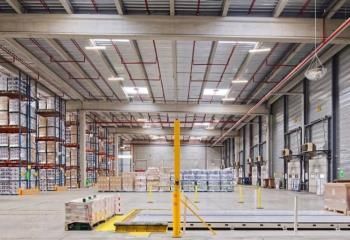 Entrepôts à louer Mions - Proximité A46 et A43