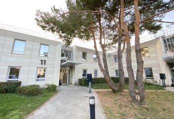 Location bureaux Bron - Proche A43, bus et tramway