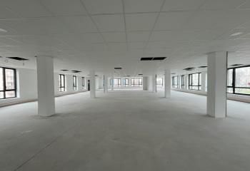 Bureaux à vendre Vénissieux - Proche gare, métro D, tramway T4