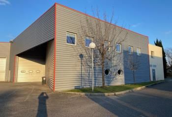 Locaux d'activité à vendre Saint-Priest - Proximité autoroutes