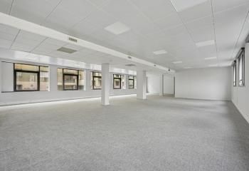 Location bureaux Lyon 3 - Proche Gare Part-Dieu, tram et bus