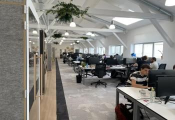 Location bureaux Paris 18 - Proche métro ligne 4, Tram T3b et porte de Clignancourt