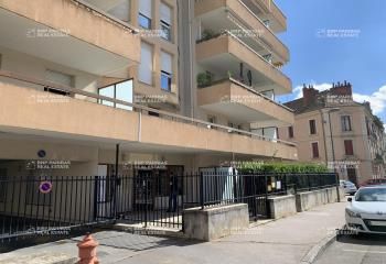 Location bureaux Dijon - Proche République, parking