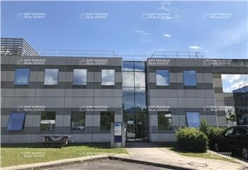 Location bureaux Échirolles - Proche Sud Galaxie, Parc à vélos et stationnement