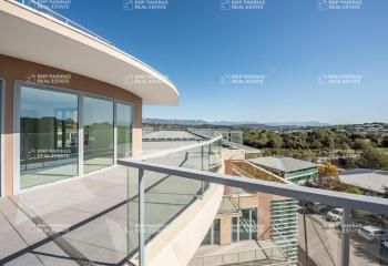 Location bureaux Biot - Vue Sophia Antipolis, bâtiment à énergie positive