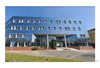 Location bureaux Guyancourt - Proche gare SNCF/RER Saint-Quentin-en-Yvelines