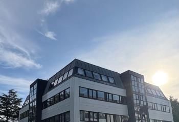 Location bureaux Orvault Forum - Proche bus et autoroutes A82/A844