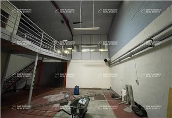 Locaux d'activités à vendre Monts - Zone gare et voirie lourde