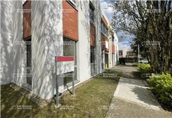 Local d'activité à louer Emerainville - Proche A4