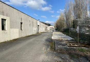 Local d'activité à vendre La Roche-Vineuse - Proche N79 et A6