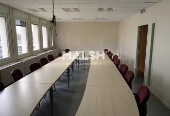 Location bureaux Villeurbanne - Proche gare, métro, tram et bus