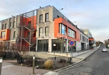 Local commercial à louer Saint-Just-Saint-Rambert - Proche CINEPOLE