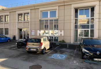 Location bureaux Villeurbanne - Proche métro A Gratte-Ciel