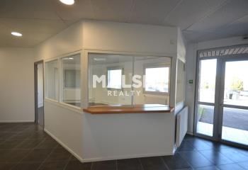 Location bureaux Rillieux-la-Pape - Proche bus et gare SNCF