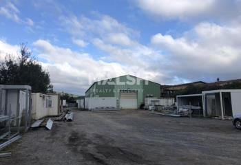 Bâtiment d'activités indépendant à vendre Létra - Proche A89 et A6