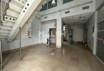 Local commercial à louer Villeurbanne - Angle de rue, accès métro