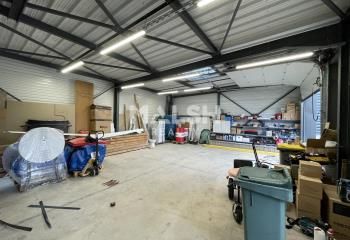 Local d'activité à louer Sainte-Consorce - Proche A89 et transports en commun