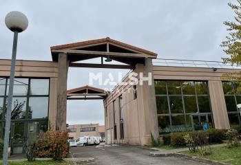 Location bureaux Bron - Proche métro, tramway et bus