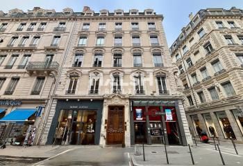 Location bureaux Lyon 1 - Proche métro, bus et tramway