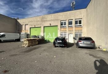 Local d'activités à louer Vénissieux - Proche autoroutes et transports