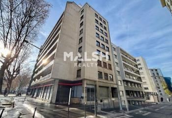 Location bureaux Lyon 3 - Proche métro et tramway