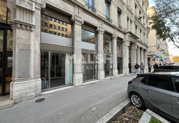Local commercial à louer Lyon 2 - Charité/Ainay - Transports en commun
