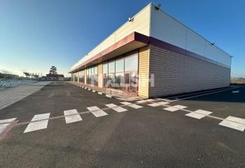 Location local commercial Bourges - Entrée Est