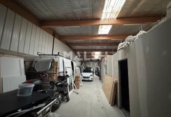 Local d'activité à louer Roche-la-Molière - Parc sécurisé