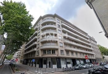 Location local commercial Lyon 3 - Proche métro Place Guichard