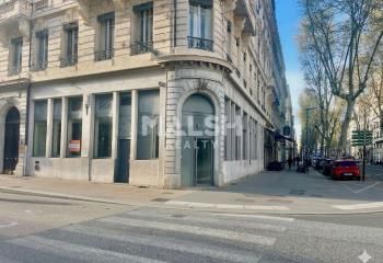 Location local commercial Lyon 6 - Angle rues Lafayette/Saxe