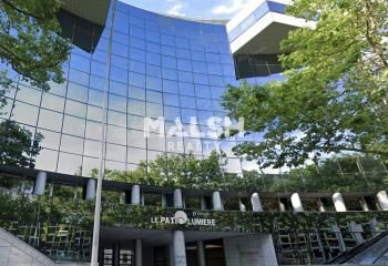 Bureaux Lyon 3 - Métro D et bus à proximité immédiate