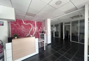Local commercial à louer Villeurbanne Grand Clément