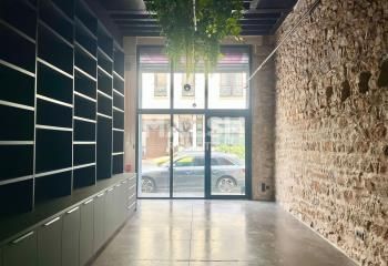 Location local commercial Lyon 6ème - Cachet pierre apparente