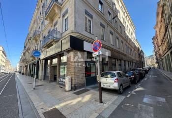 Local commercial à vendre ou louer Saint-Étienne centre-ville