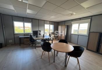 Location bureau Lentilly - Proche A89 et gare
