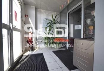 Local d'activité à louer Chassieu - Proche Tram Eurexpo