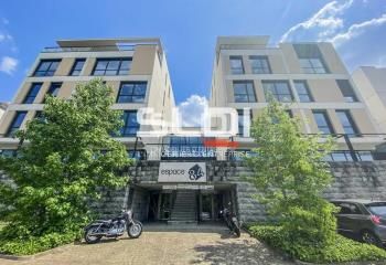 Location bureaux Lyon 4 - Proche Saône, Hôtel Lyon Métropole, accès rapide périphérique