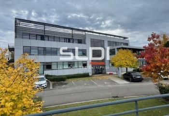 Location bureaux Saint-Priest - Proche transports et commodités