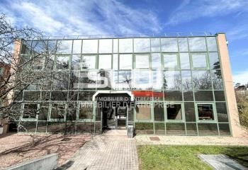 Location bureaux Limonest - Parc arboré, proche bus