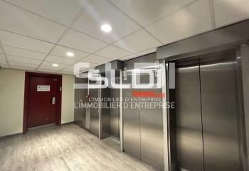 Location bureaux Lyon 3 - Proche Part-Dieu, bus, tram et gare