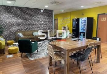 Location cellule d'activité Villeurbanne - Proximité transports en commun