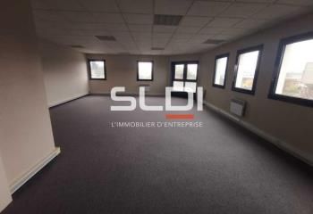 Location bureaux Saint-Quentin-Fallavier - Proche A43 et gare SNCF