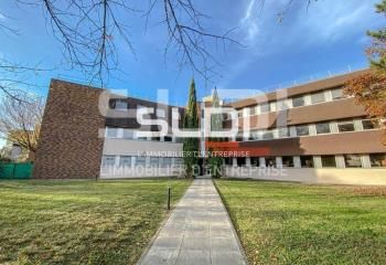 Location bureaux Bron - Parc Les Douanes, proche autoroute A43, tram et bus