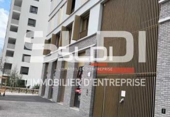 Location bureaux Villeurbanne - Carré de Soie, proche transports en commun